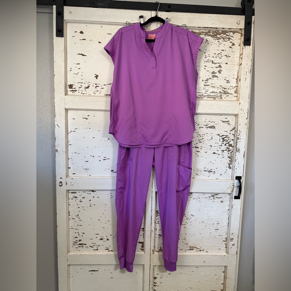 Ava Therese Scrub Set Size Large Power Purple